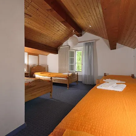 Hotel Ristorante Alloggio All'acqua 3*